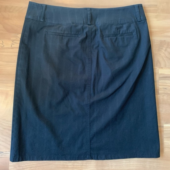 Vintage Pencil Skirt with Pockets: Jacob - Picture 3 of 5